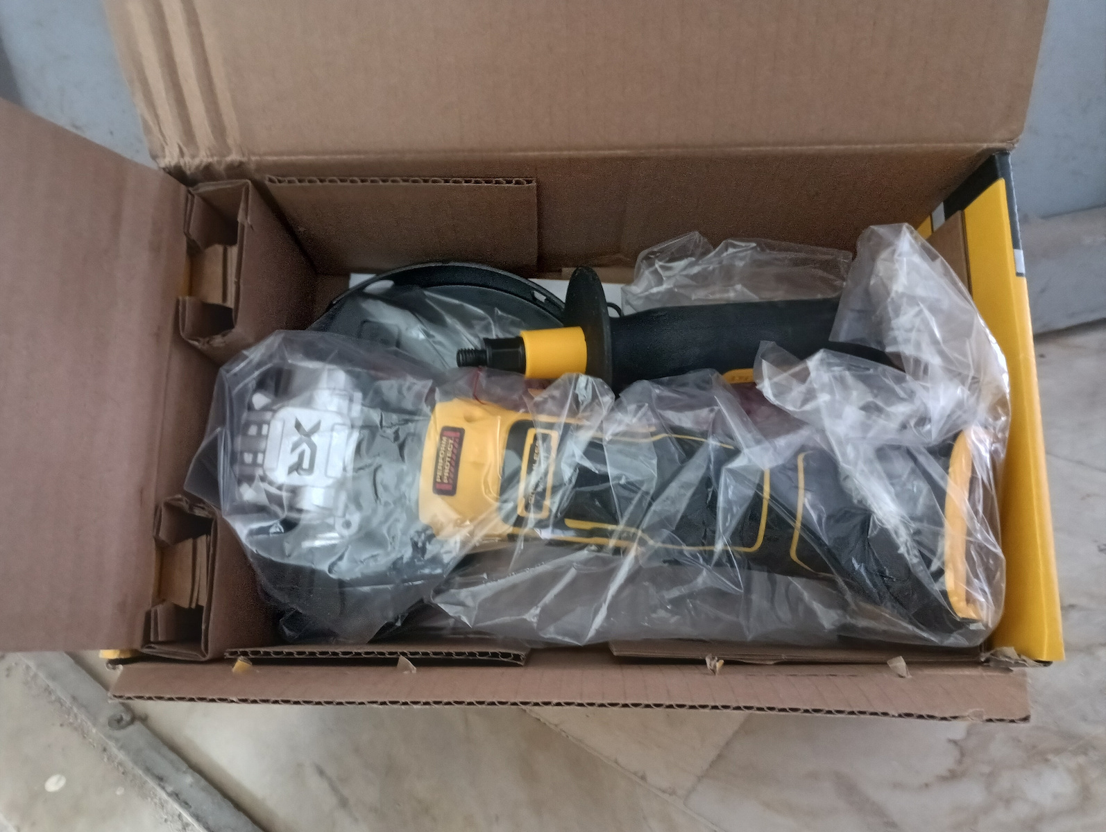 DEWALT DCG404N-XJ Winkelschleifer 125mm Batterie Bürstenlos 18V Solo
