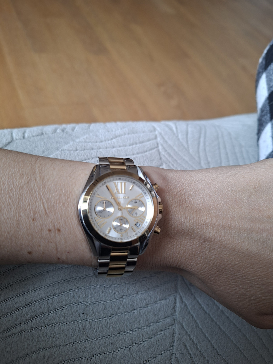 Michael Kors Bradshaw Women's Watch Chronograph with Gold Metal Bracelet