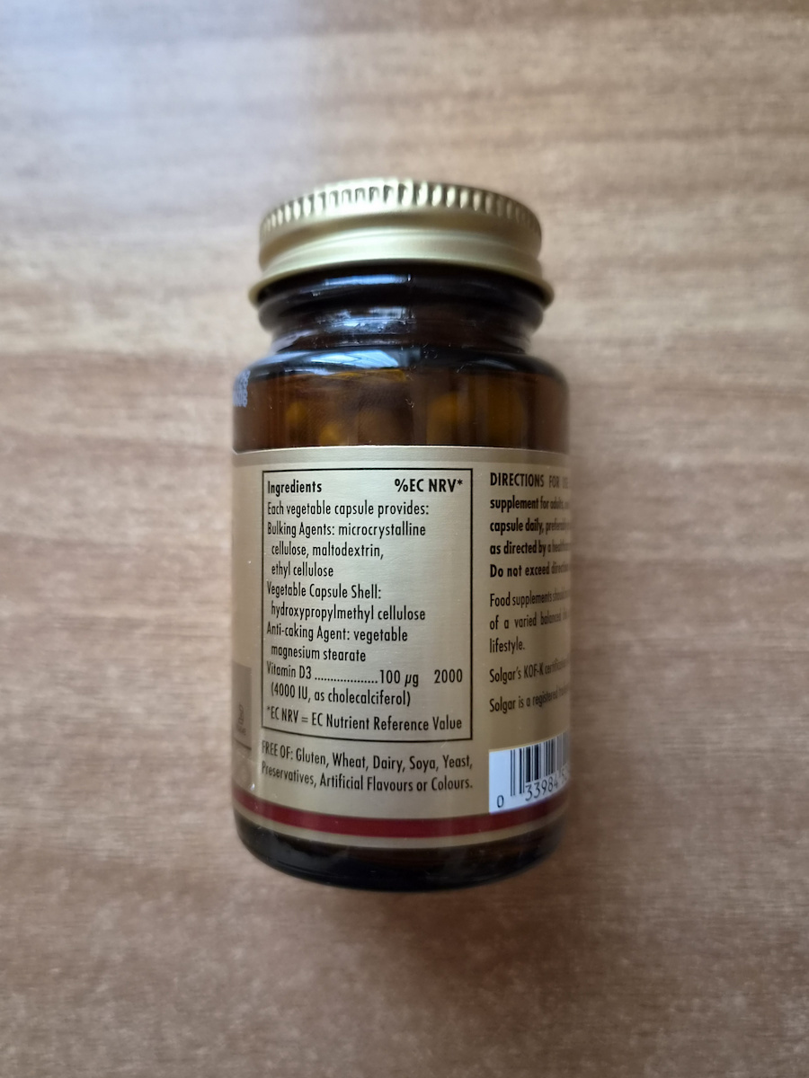Solgar Vitamin D3 Vitamin für Stärkung des Immunsystems & die Knochengesundheit 4000iu 60 veg. Kappen