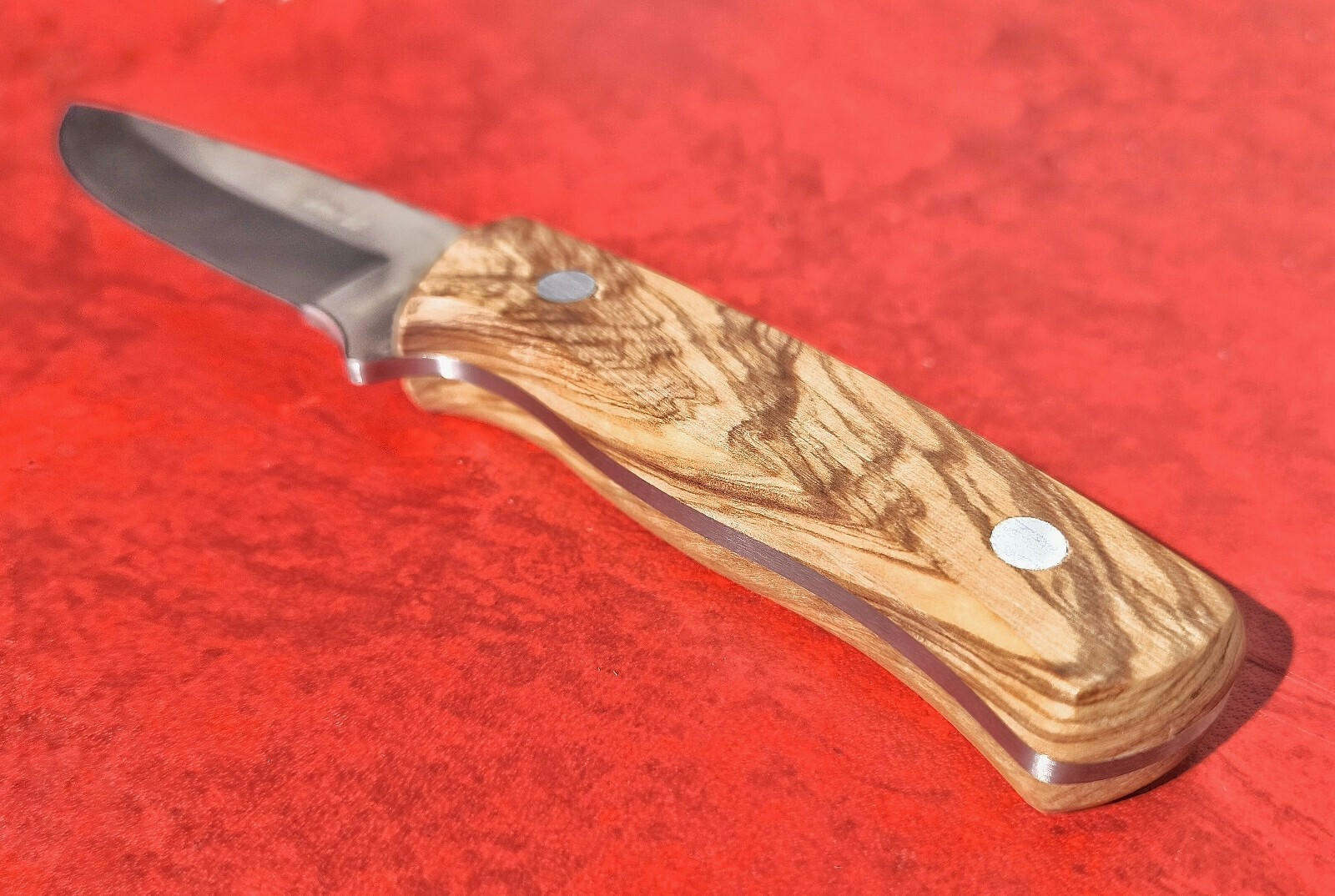 Joker Arrui Brown Knife in Leather Sheath