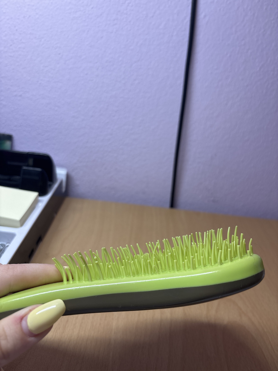 Macadamia No Tangle Hair Brush Green