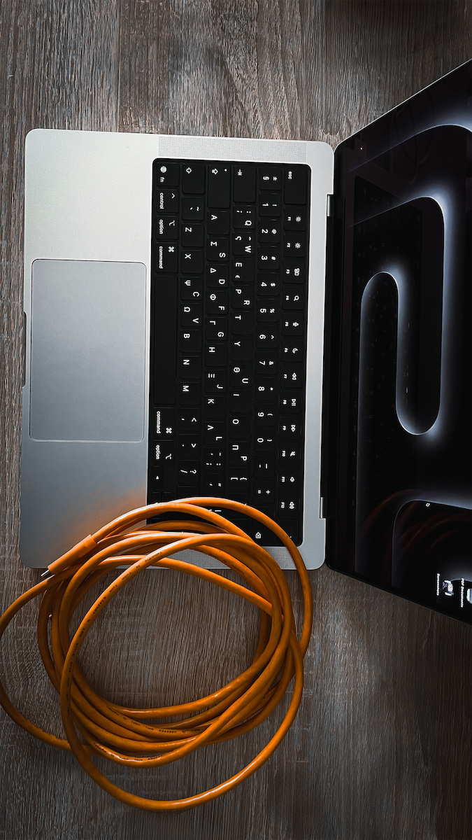 Apple MacBook Pro 14.2" IPS Retina Display 120Hz (M5-10-Core/16GB/512GB SSD/10-Core GPU) Silver (GR Keyboard)