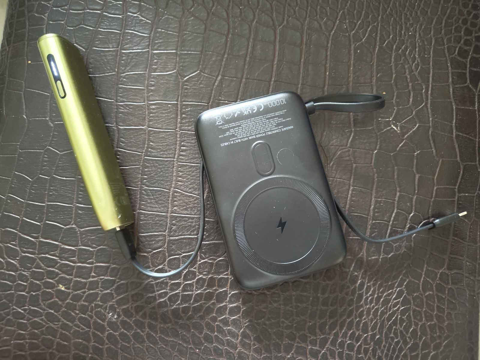 Swissten Power Bank MagSafe 10000mAh 15W με Θύρα USB-A και Θύρα USB-C Μαύρο
