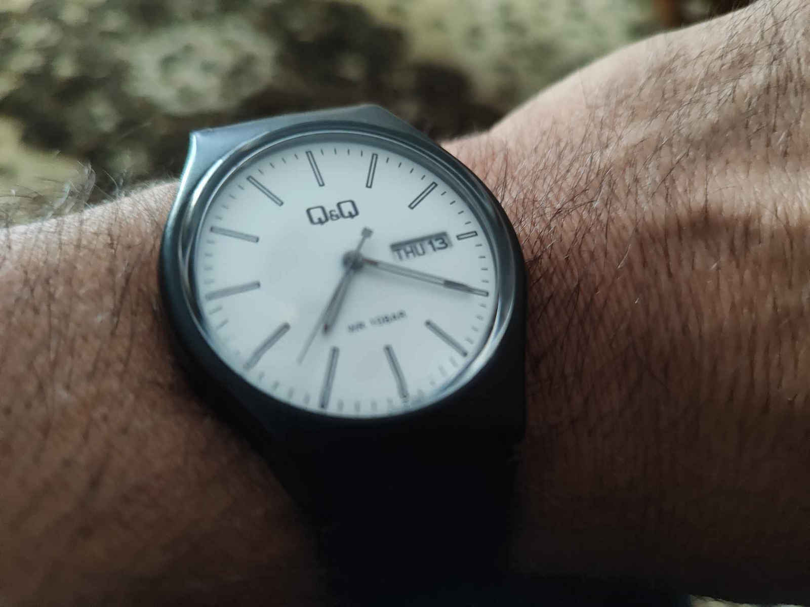 Q&Q Ανδρικό Ρολόι 38mm Μπαταρίας με Μαύρο Καουτσούκ Λουράκι