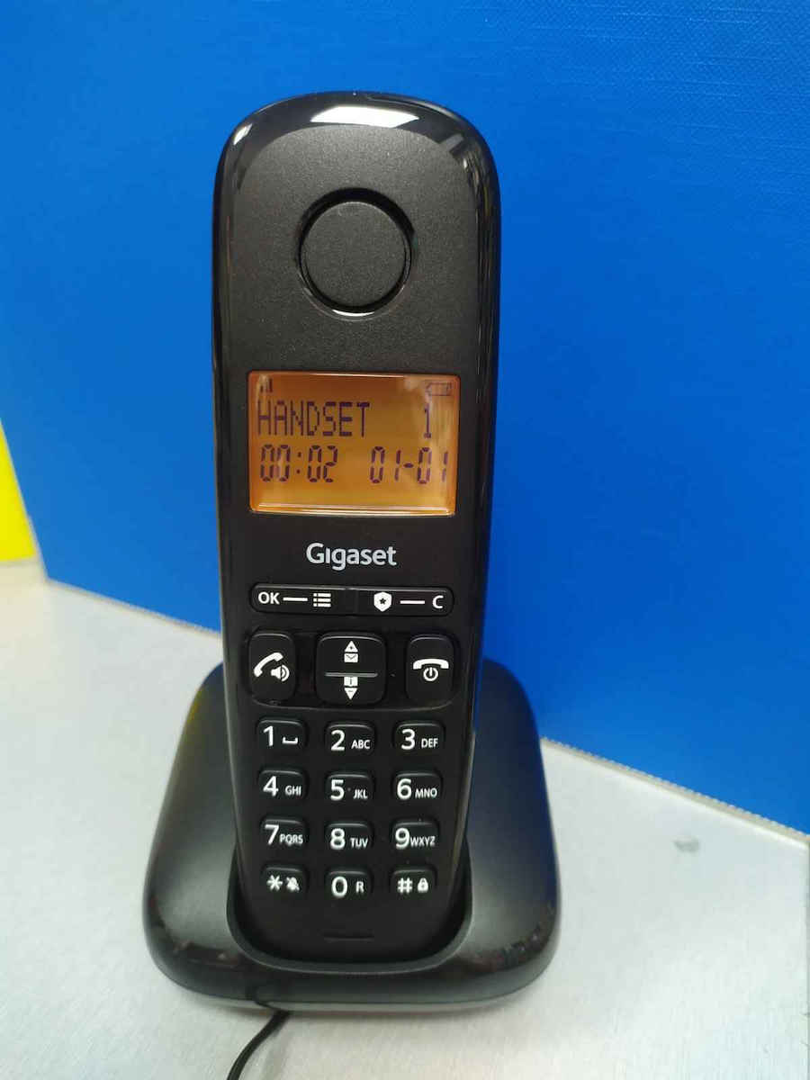 Gigaset Basic 100 Cordless Phone Black
