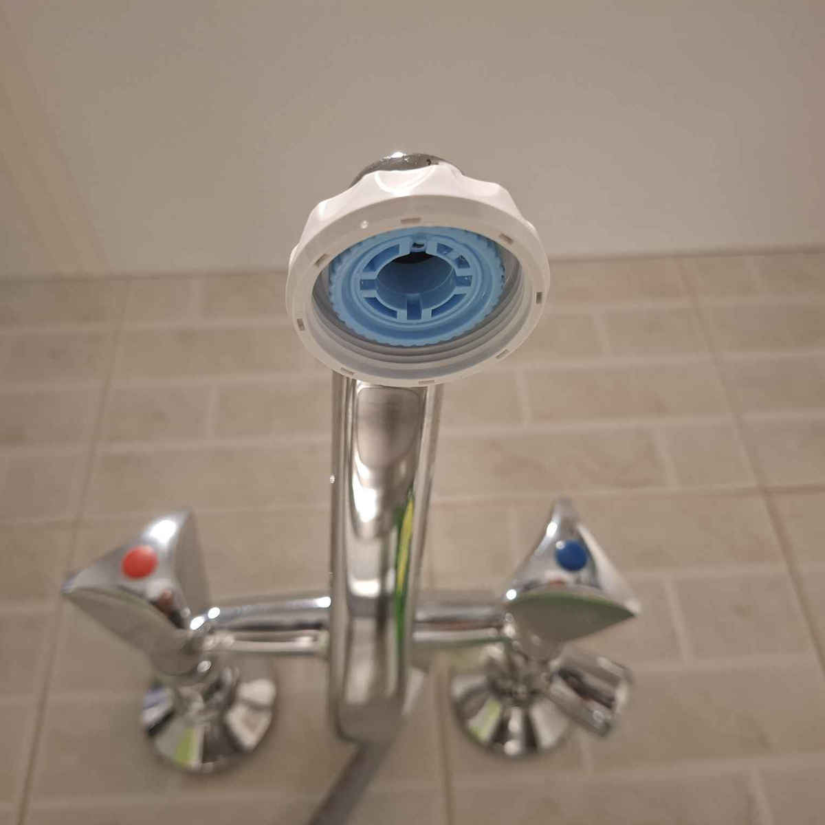 Brita On Tap V Faucet Water Filter Activated Carbon / Hollow Fiber Membranes 1 μm