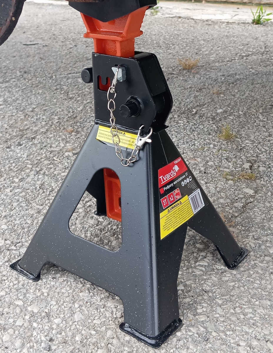 Set 2 Vehicle Lift Stands 3t Tvardy T00301