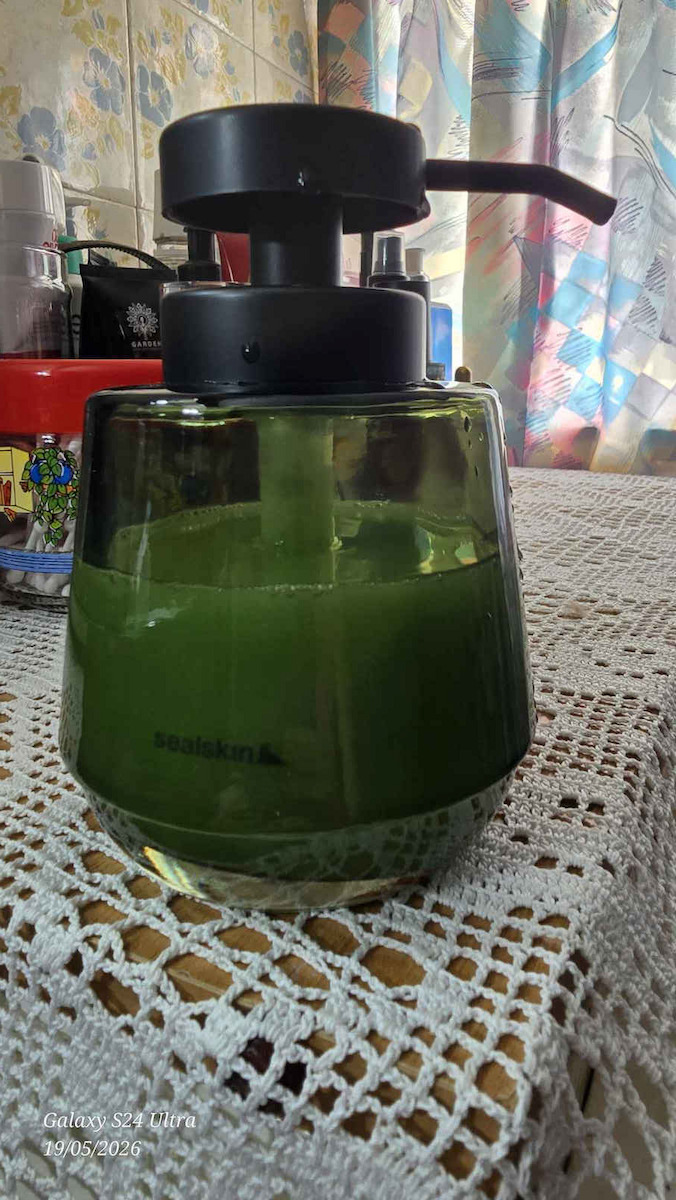 Sealskin Mood Bathroom Accessory Set Glass Green