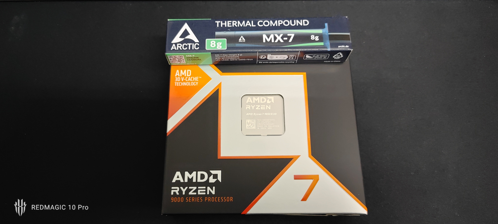 AMD Ryzen 7 4.7GHz Επεξεργαστής 8 Πυρήνων για Socket AM5 σε Κουτί
