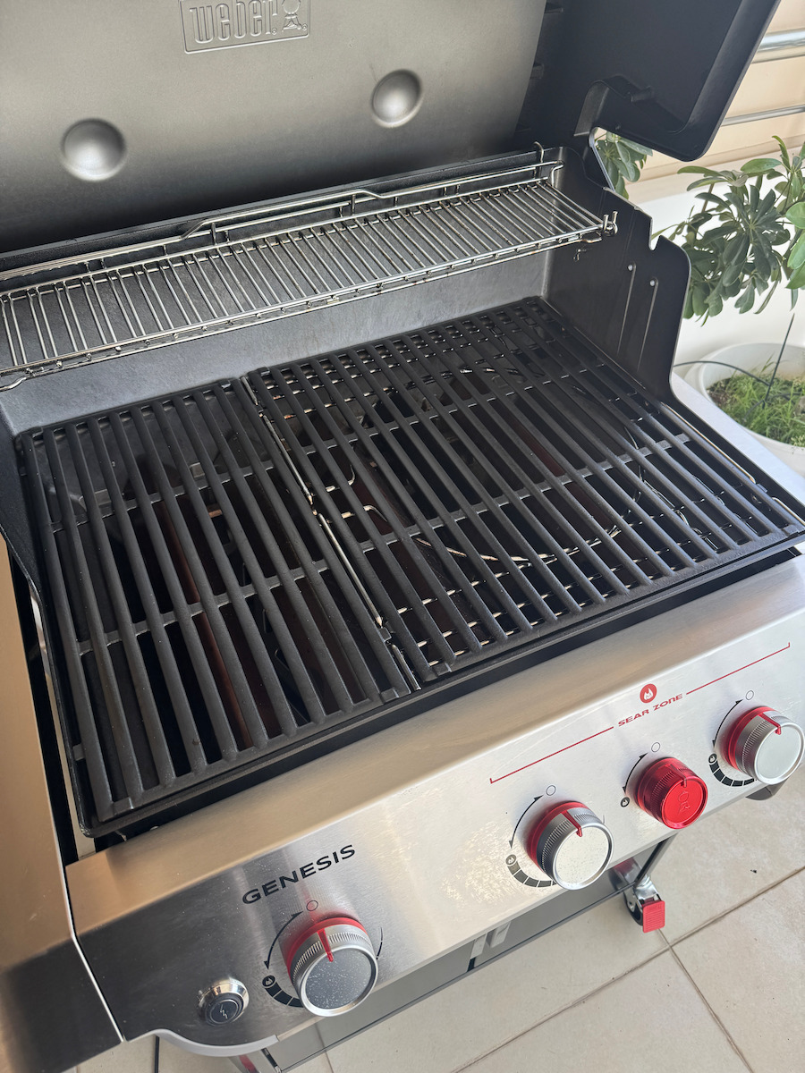 Weber Genesis E-325s Ψησταριά Υγραερίου Μαντεμένιας Σχάρας 60x45εκ. με 3 Εστίες 11.43kW
