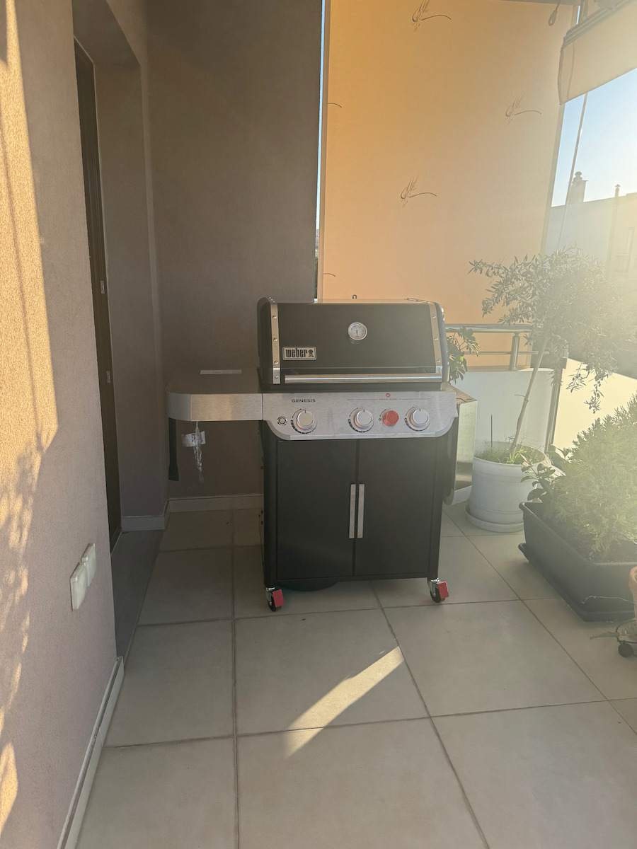 Weber Genesis E-325s Ψησταριά Υγραερίου Μαντεμένιας Σχάρας 60x45εκ. με 3 Εστίες 11.43kW