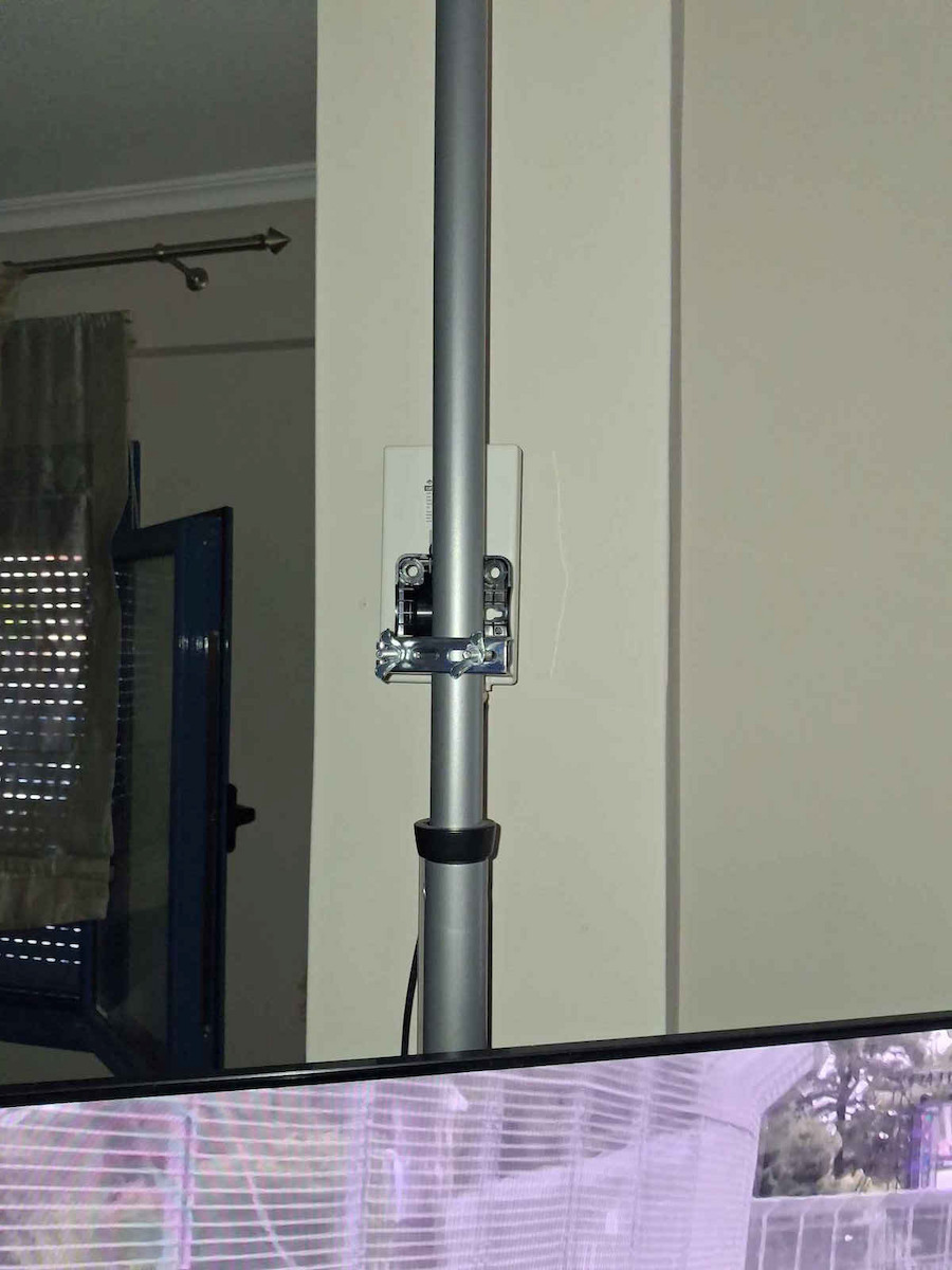 Anga PS-300 Εξωτερική / Εσωτερική Κεραία Τηλεόρασης (απαιτεί τροφοδοσία) σε Λευκό Χρώμα Σύνδεση με Ομοαξονικό (Coaxial) Καλώδιο