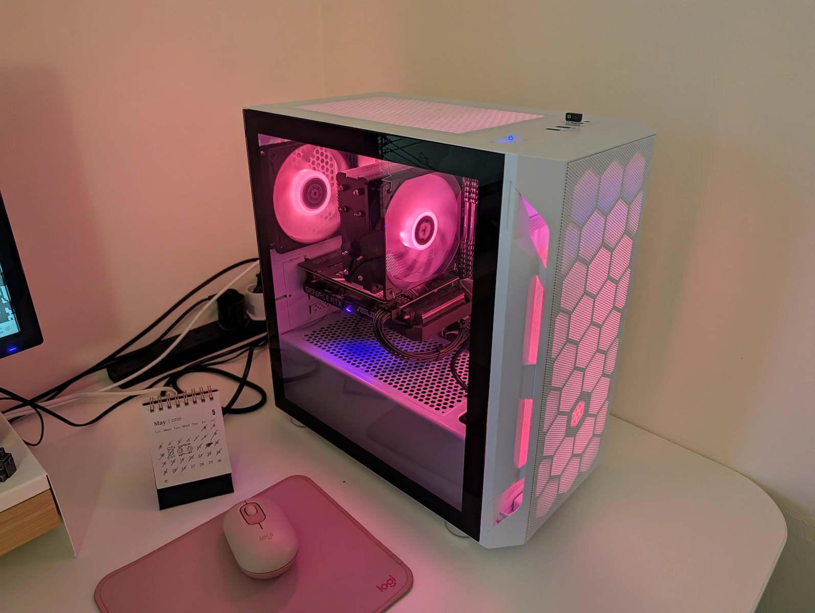 Silverstone FARA H1M PRO Gaming Mini Tower Κουτί Υπολογιστή με Πλαϊνό Παράθυρο Λευκό