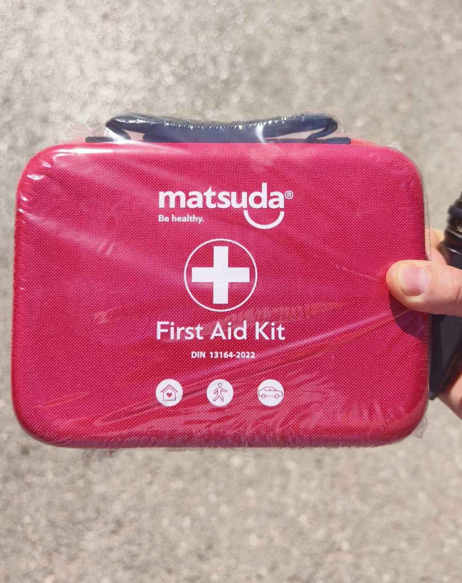 Matsuda Auto Erste-Hilfe-Set Tasche mit Ausrüstung