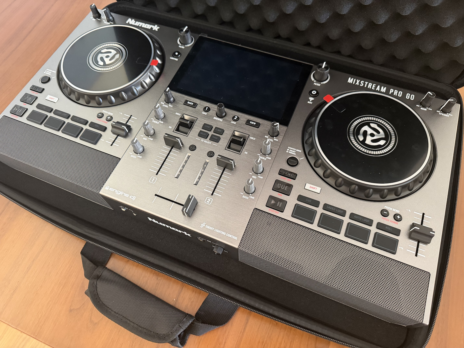 Walkasse Shockproof Eva Case Numark Mixtream Pro FX/ Pro GO