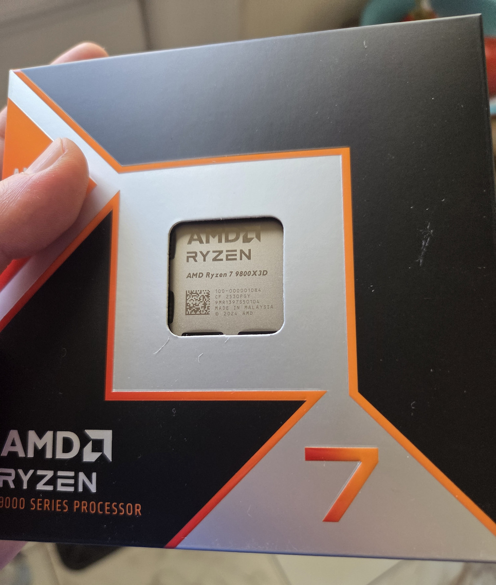 AMD Ryzen 7 9800X3D 4.7GHz Επεξεργαστής 8 Πυρήνων για Socket AM5 Tray