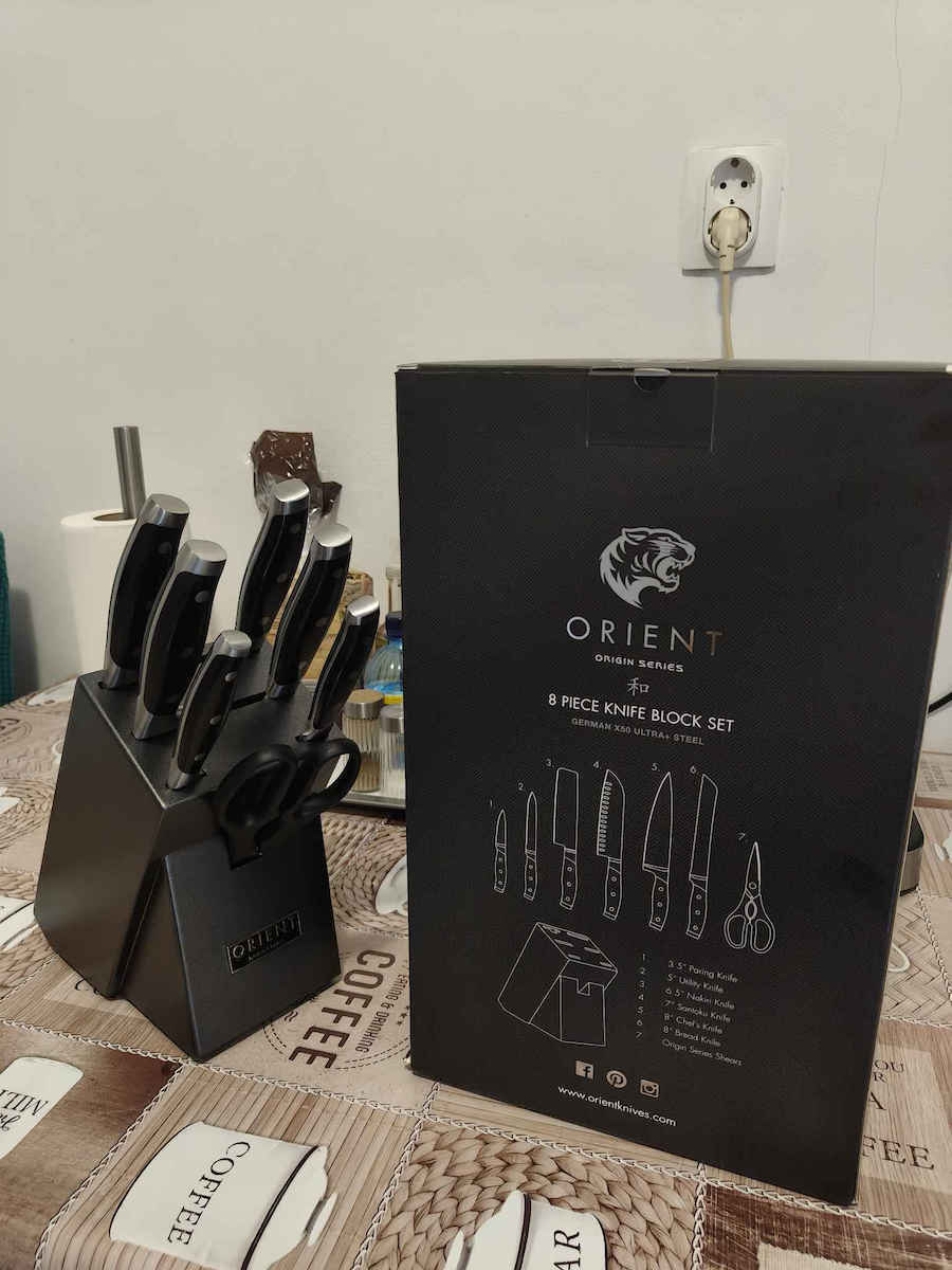Orient Messerset mit Block aus rostfreiem Stahl 8Stück