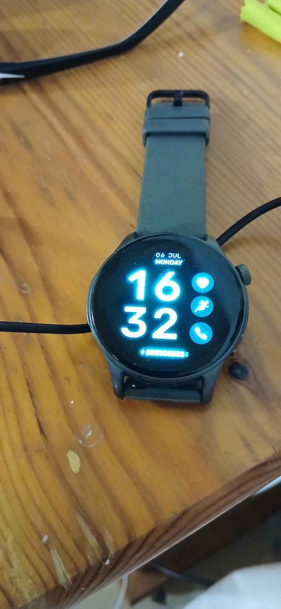 Zeblaze Btalk 3 GPS 45mm Smartwatch mit Pulsmesser (Creamy)