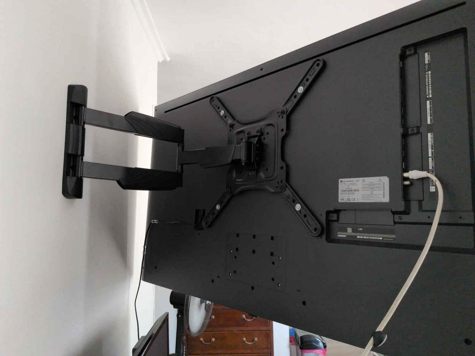 Reflecta Flexo 55-4040T 23117 Wandhalterung für Fernseher mit Arm bis 55" und 35kg