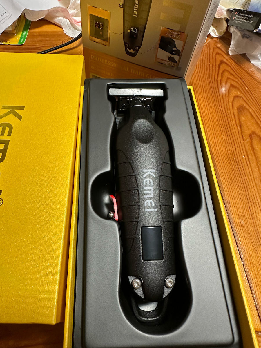 Kemei Professional Rechargeable Hair Clipper Black KM-2293