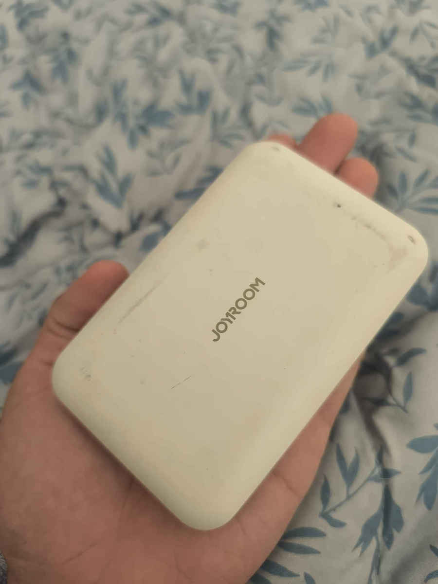 Joyroom JR-W020 MagSafe Power Bank 10000mAh 20W με Θύρα USB-A και Θύρα USB-C Power Delivery / Quick Charge Λευκό