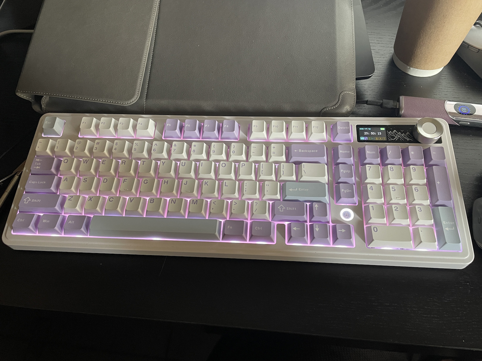 Ajazz AK980 Gaming Μηχανικό Πληκτρολόγιο με Gift Switch V2 διακόπτες και RGB φωτισμό (Αγγλικό US) Μωβ
