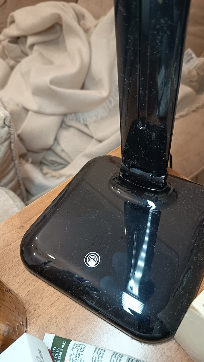 Evivak 509D LED Office Lamp Foldable in Black Color