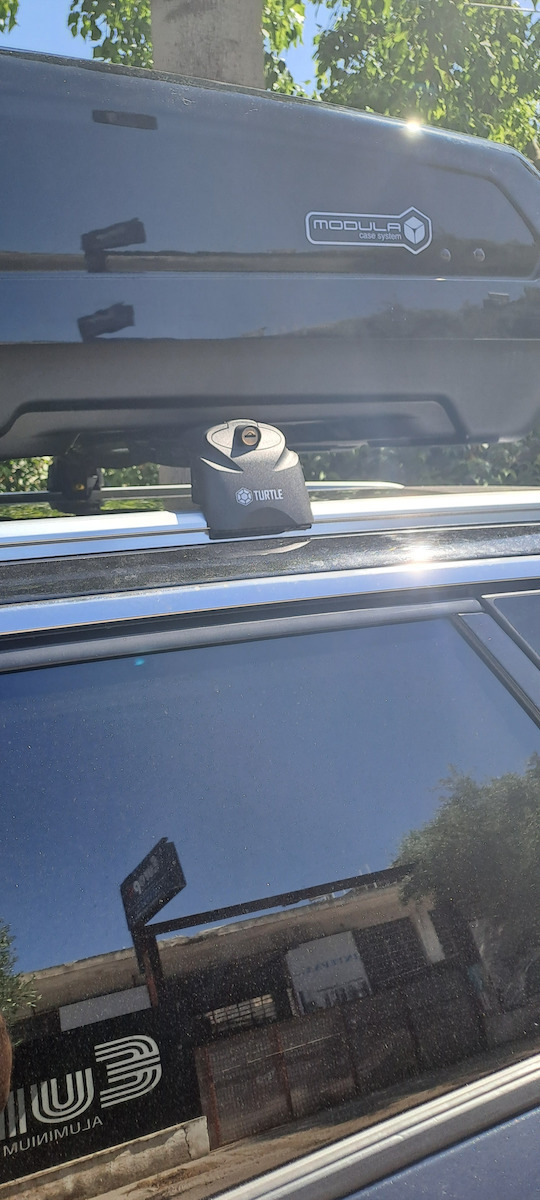 Turtle Roof Bars Black Compatible Peugeot 5008 T87 Closed Rails