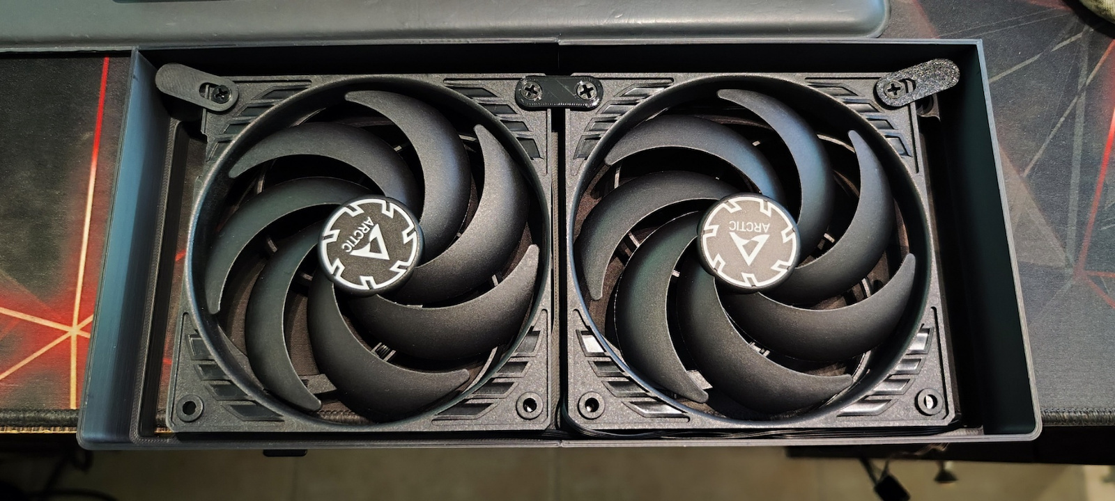 Arctic P12 Slim PWM PST Case Fan 120mm (2100rpm / 42.10cfm) Without LED Lighting and 4-Pin Connection