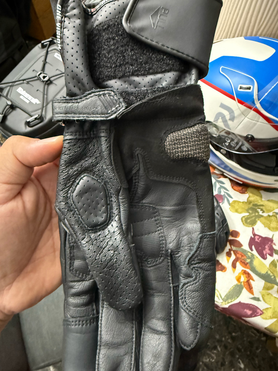Dainese Impeto De vară Bărbătești Mănuși de motocicletă Din piele Impermeabil Negre