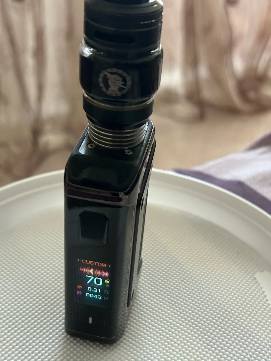 Geekvape Aegis Legend 5 5.5ml Kit Racing Gold