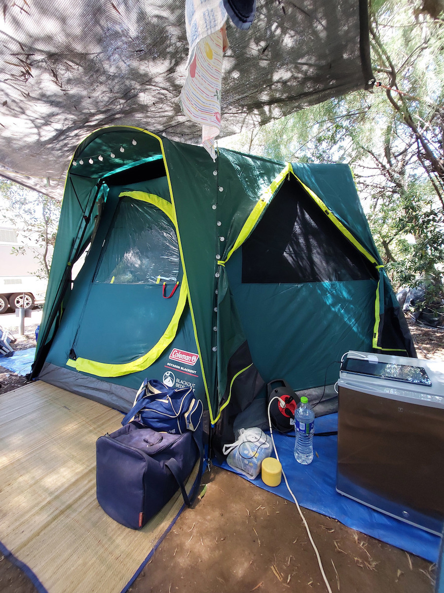 Coleman Octagon BlackOut Зимна Къмпинг Сцена Каки с Двойно Покривало за 8 Души 396x386x208 см