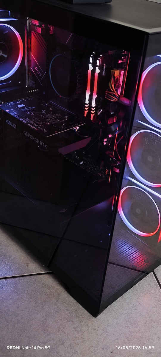 Intel Core i5-12400F 2.5GHz Επεξεργαστής 6 Πυρήνων για Socket 1700 σε Κουτί με Ψύκτρα