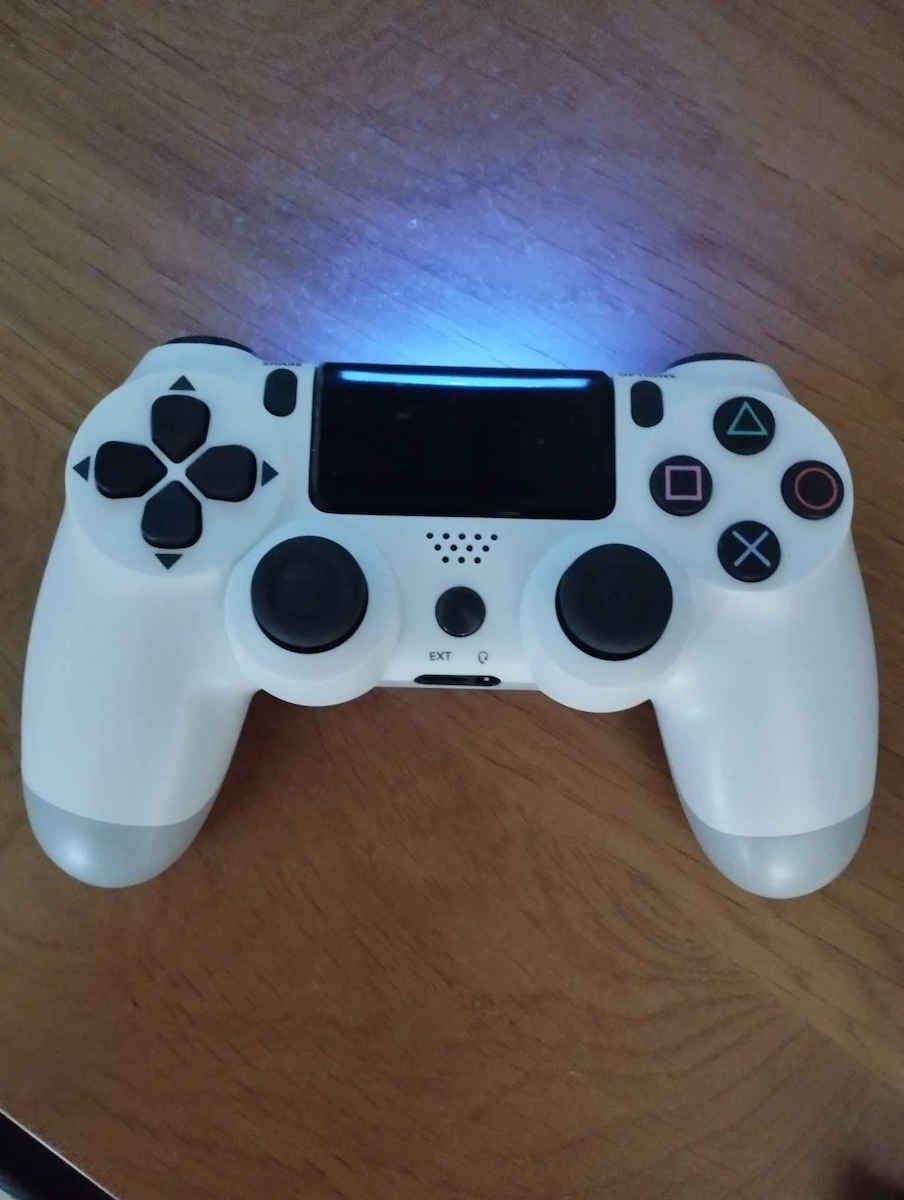 Doubleshock 4 Wireless Gamepad for PS4 White