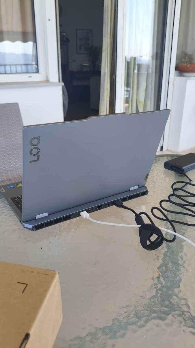 Lenovo LOQ 15IRX10 15.6" IPS FHD 144Hz (i7-13645HX/16GB/1TB SSD/GeForce RTX 5060/No Operating System) With 100W Charger (International English Keyboard)