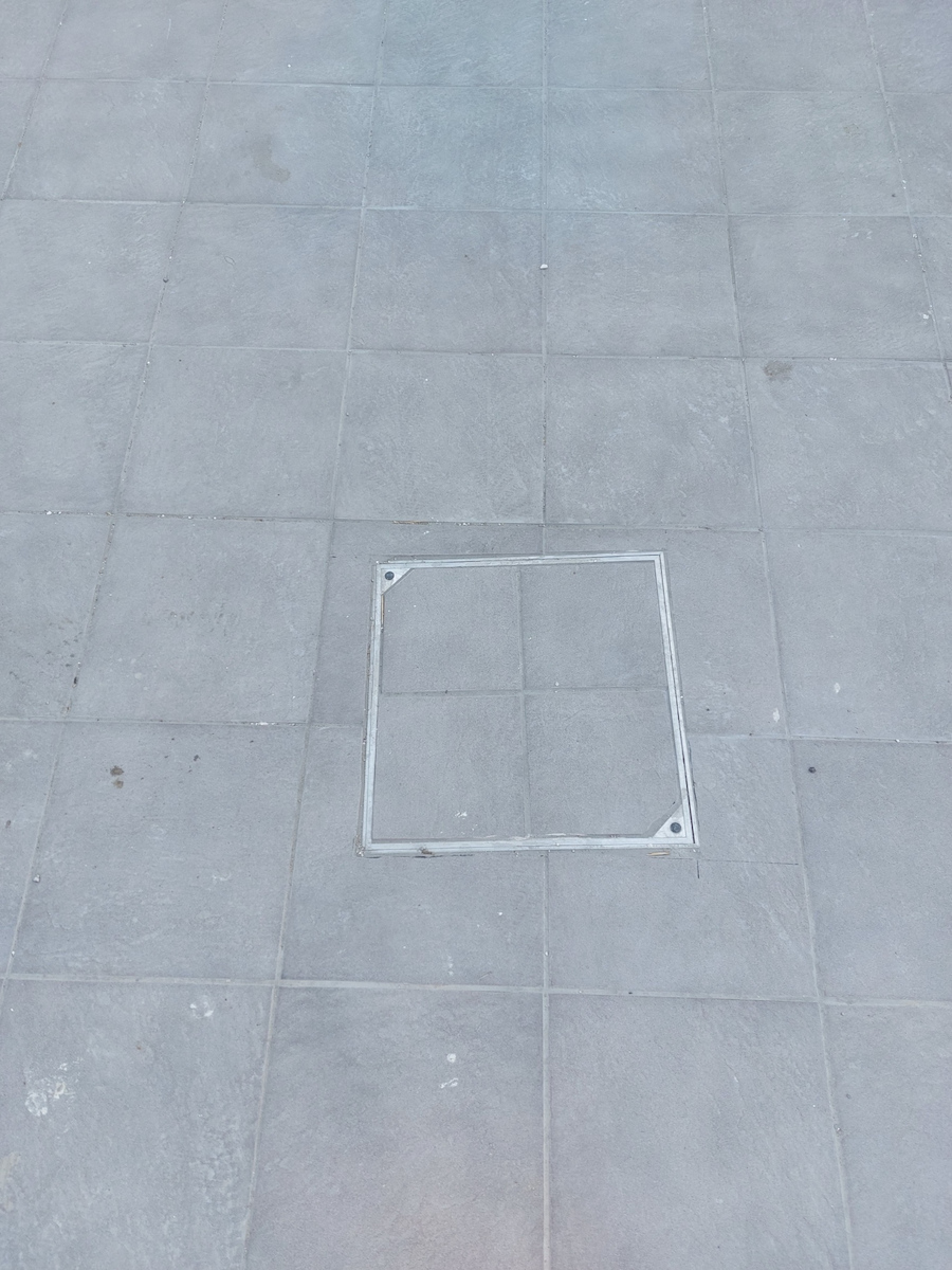 Sewer Drain Cover 60x80 Aluminum Fillable Sewer Drain Yul06-60/80 Dc 60 Light