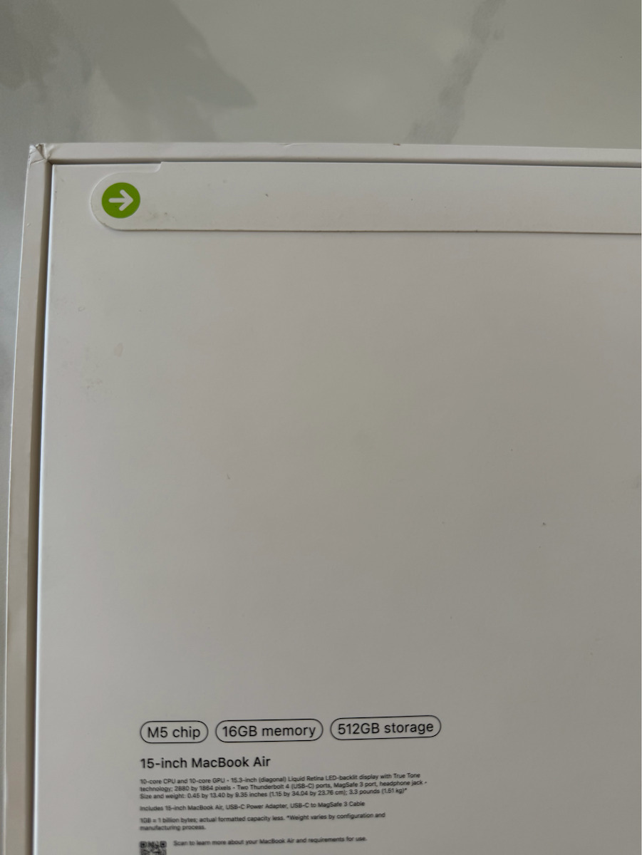 Apple MacBook Air 15.3" IPS Panel Retina Display (M5-10-ядрен/16GB/1TB SSD/10-Core GPU) Сребрист (Английски (САЩ) Клавиатура)
