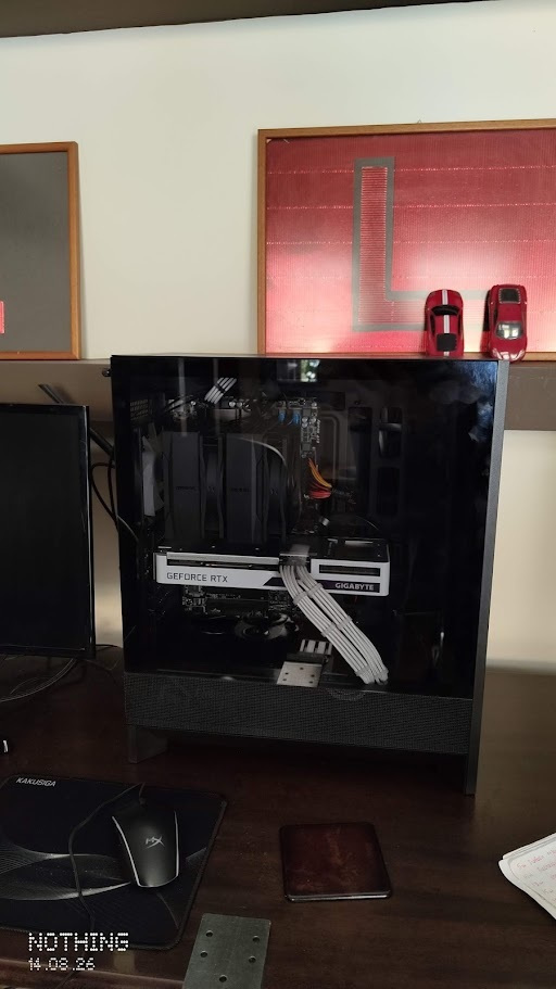 Airface 180 Gaming Midi Tower Computer Case with Side Window and ARGB Lighting Black