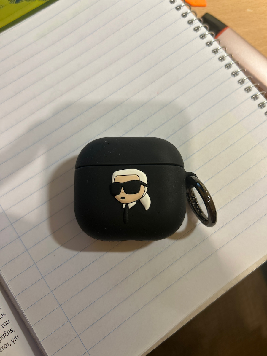 Karl Lagerfeld Karl Head 3d Калъф в Черен цвят за Apple AirPods 4