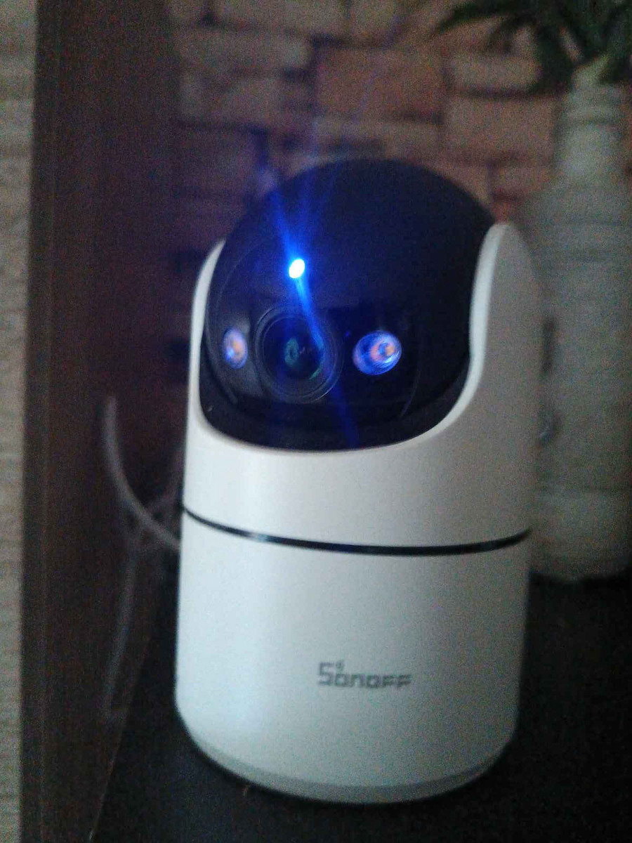 Sonoff IP Surveillance Camera Wi-Fi Full HD 1080p with Two-Way Communication