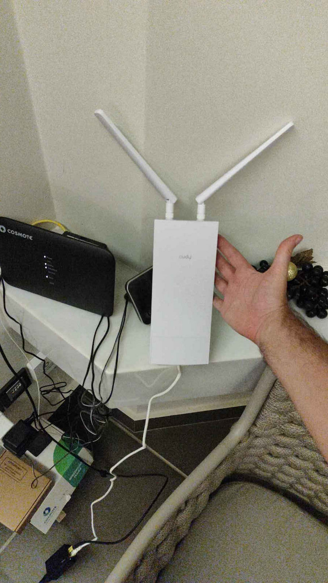 Cudy AP3000 AX3000 Draußen Zugangspunkt Wi‑Fi 6 Dualband (2,4 & 5 GHz) für Außenplatzierung