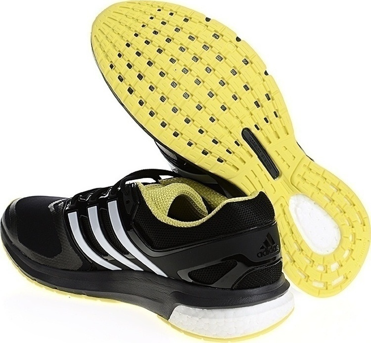 adidas questar tf