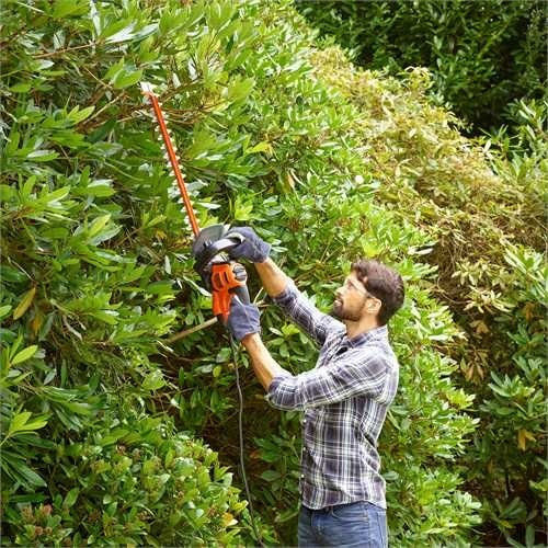 Black & Decker BEHTS501 Electric Hedge Trimmer 600W with Blade 60cm BEHTS501 BEHTS501-QS