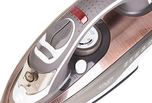 Adler Steam Iron 2200W with Ceramic Plate and Continuous Steam Supply 20g/min