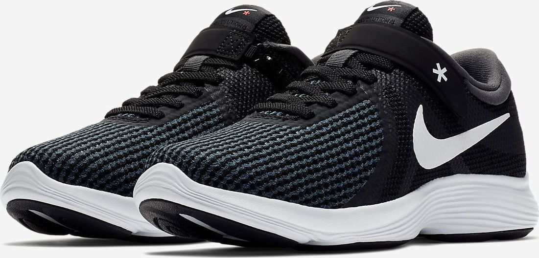 nike revolution flyease review