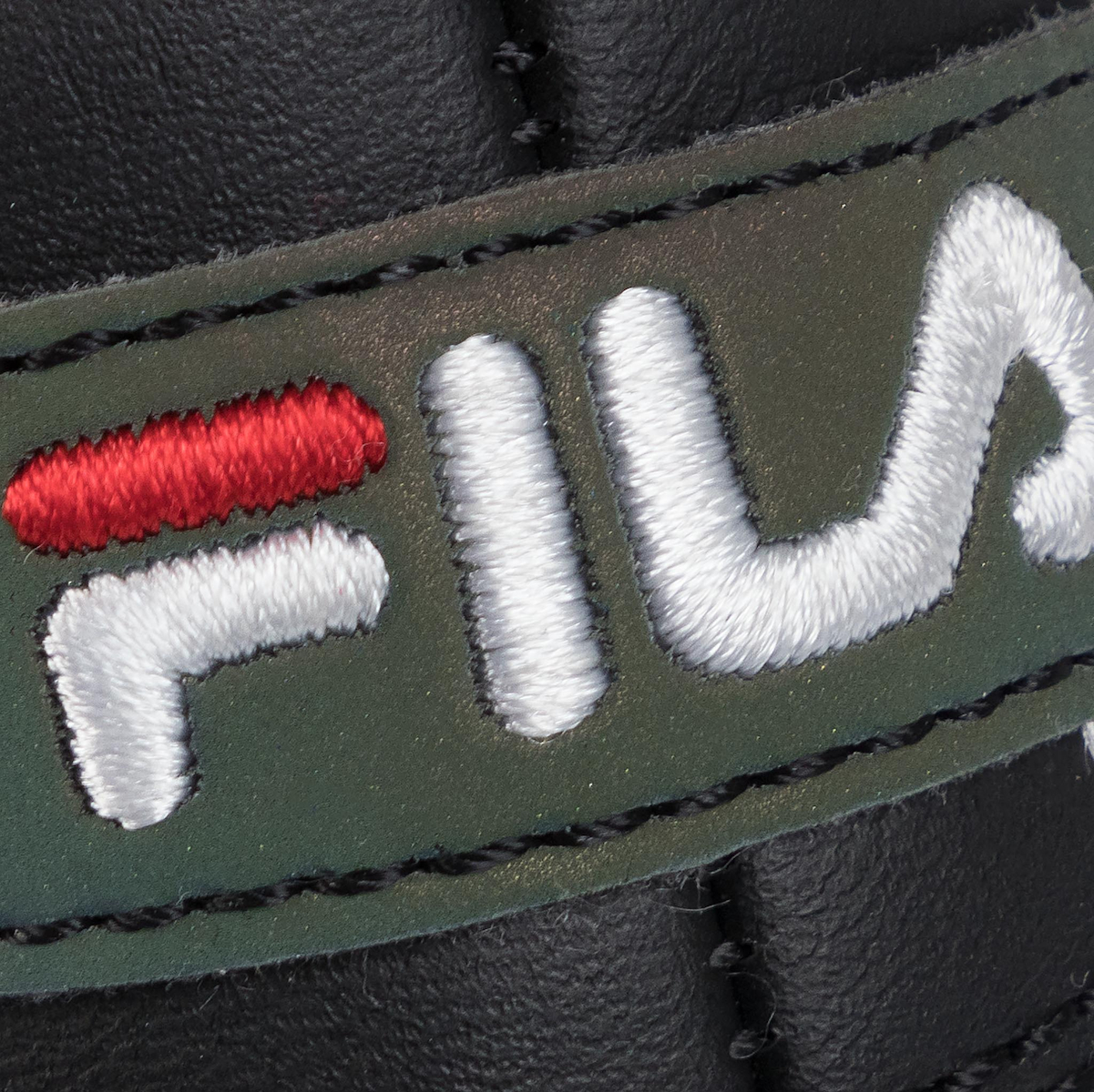 fila disruptor neve mid