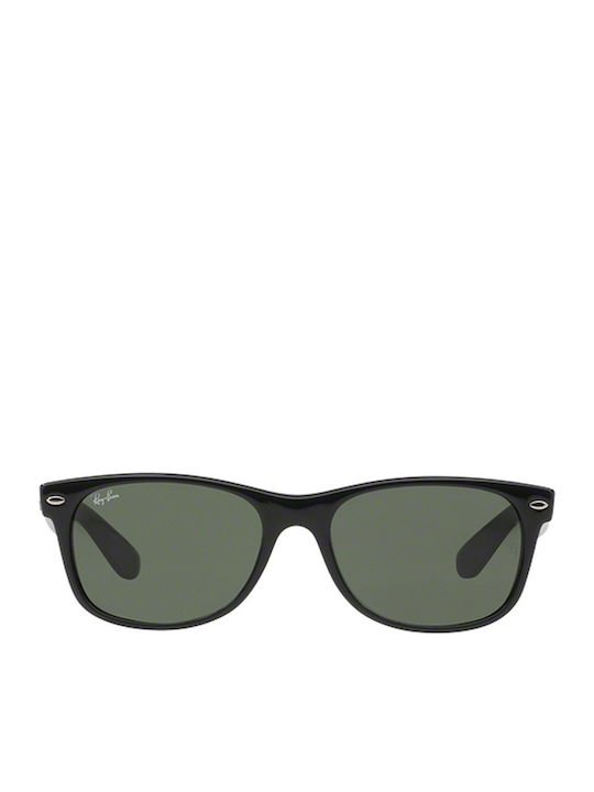 Ray Ban Wayfarer Sunglasses with Black Acetate Frame and Green Lenses RB2132 901