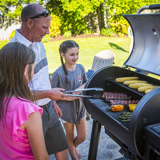 Broil King Regal 500 Pellet Mantemenia Pelletgrill mit Räuchergerät 81.28cmx49cm