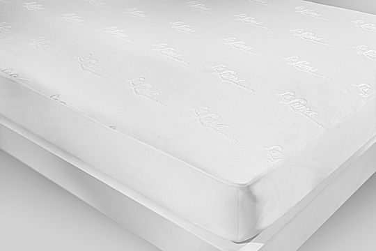 La Luna Jacguard Pillow Protector Set Waterproof White 50x70cm.