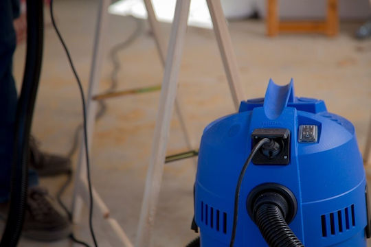 Nilfisk Buddy II 18 T Σκούπα Υγρών / Στερεών 1200W με Πλαστικό Κάδο 18lt
